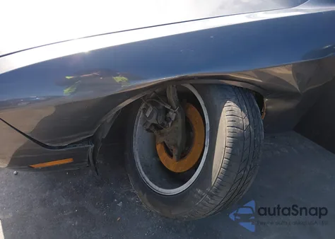 2013 Dodge Challenger Sxt z USA, uszkodzony, nr VIN 2C3CDYAG5DH607190